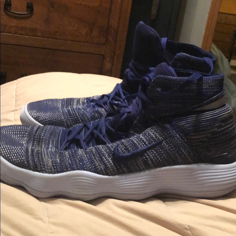 2017 Nike Flyknit Hyperdunk Blue